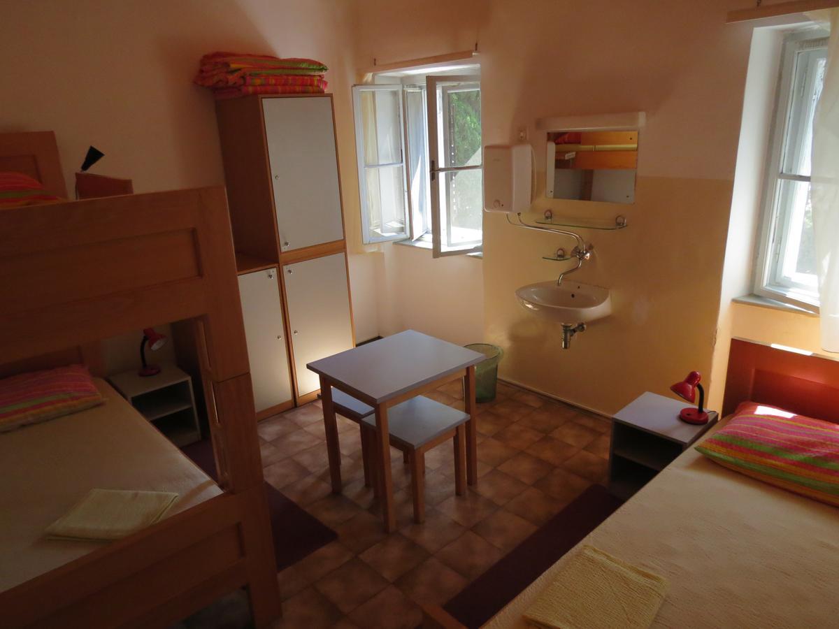 Hi Hostel Veli Lošinj Εξωτερικό φωτογραφία