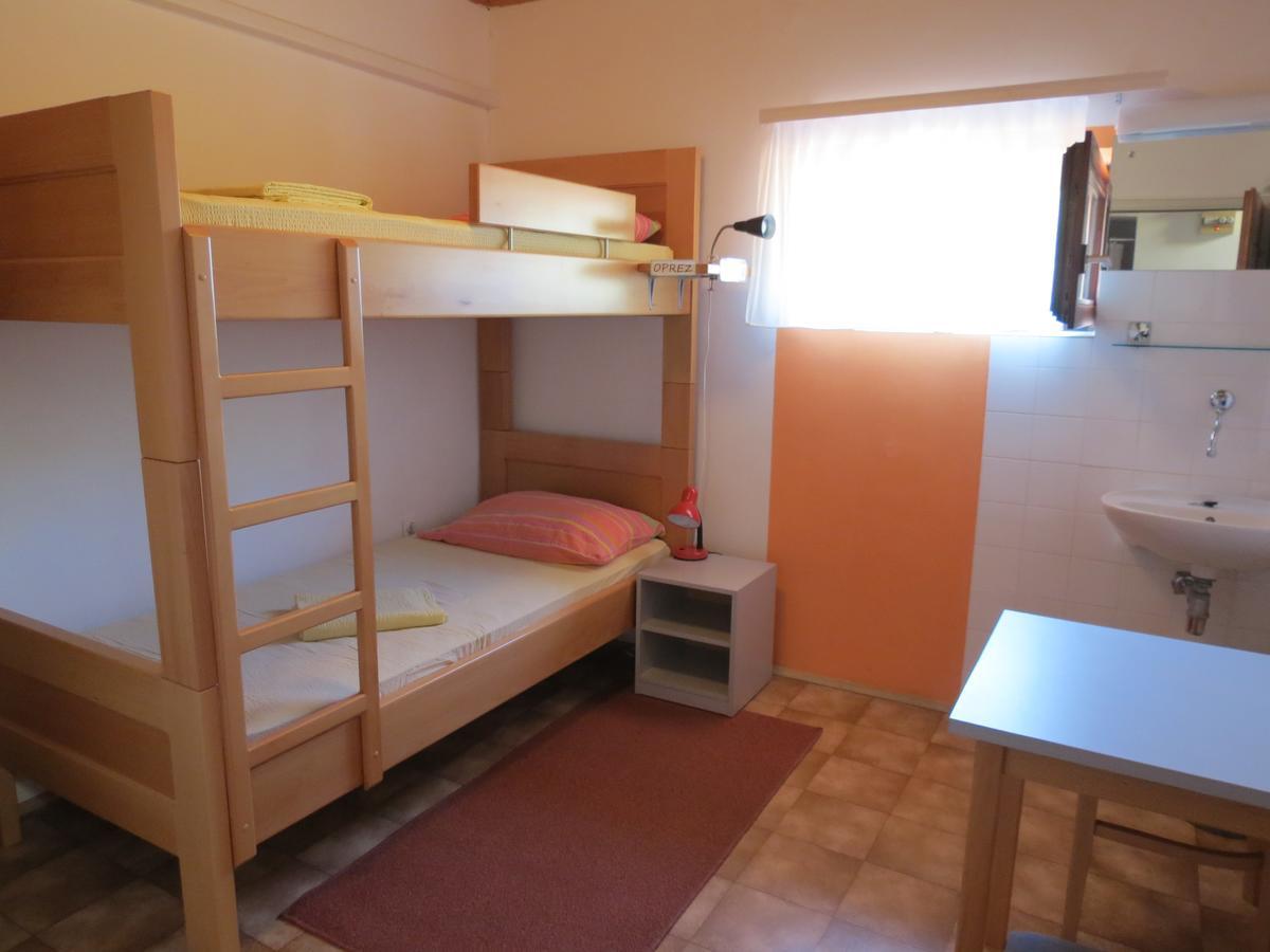 Hi Hostel Veli Lošinj Εξωτερικό φωτογραφία